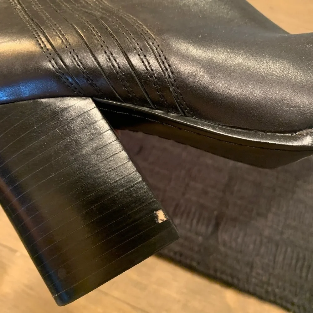 Marc Fisher Alva Black Leather Pointed Toe Ankle Pull On Booties Size 10 Women’s